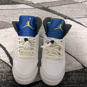 listing-status-banner